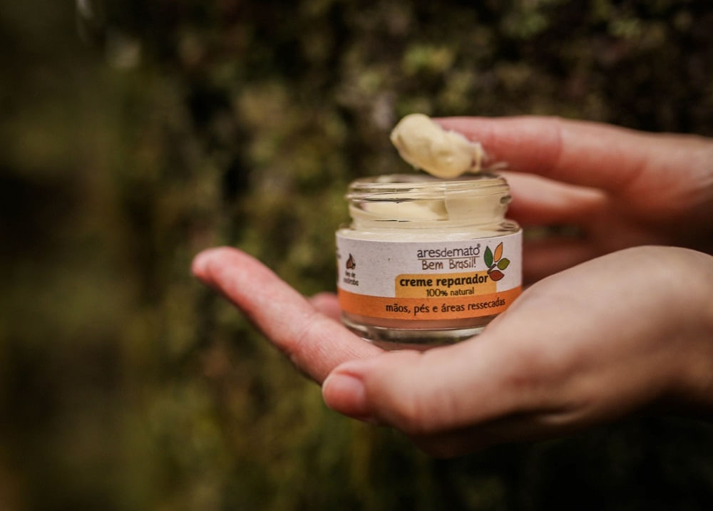 Creme Reparador Para Mãos E Pés Ares Do Mato 30g