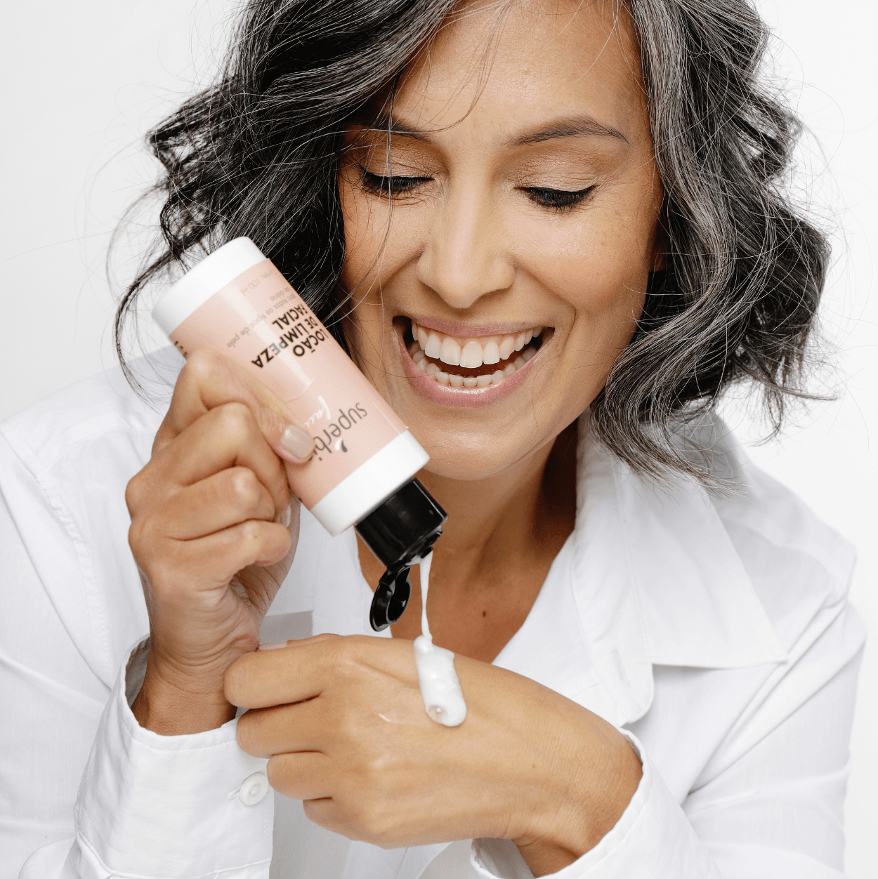 Kit Primer com Ácido Hialurônico e Loção de Limpeza Facial Supérbia