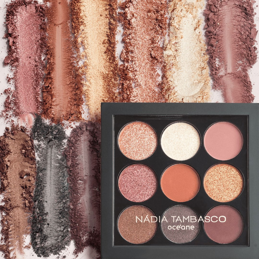 Kit Paleta de Sombras To Go Basic Revitalizador Labial Roxo Nádia Tambasco By Océane