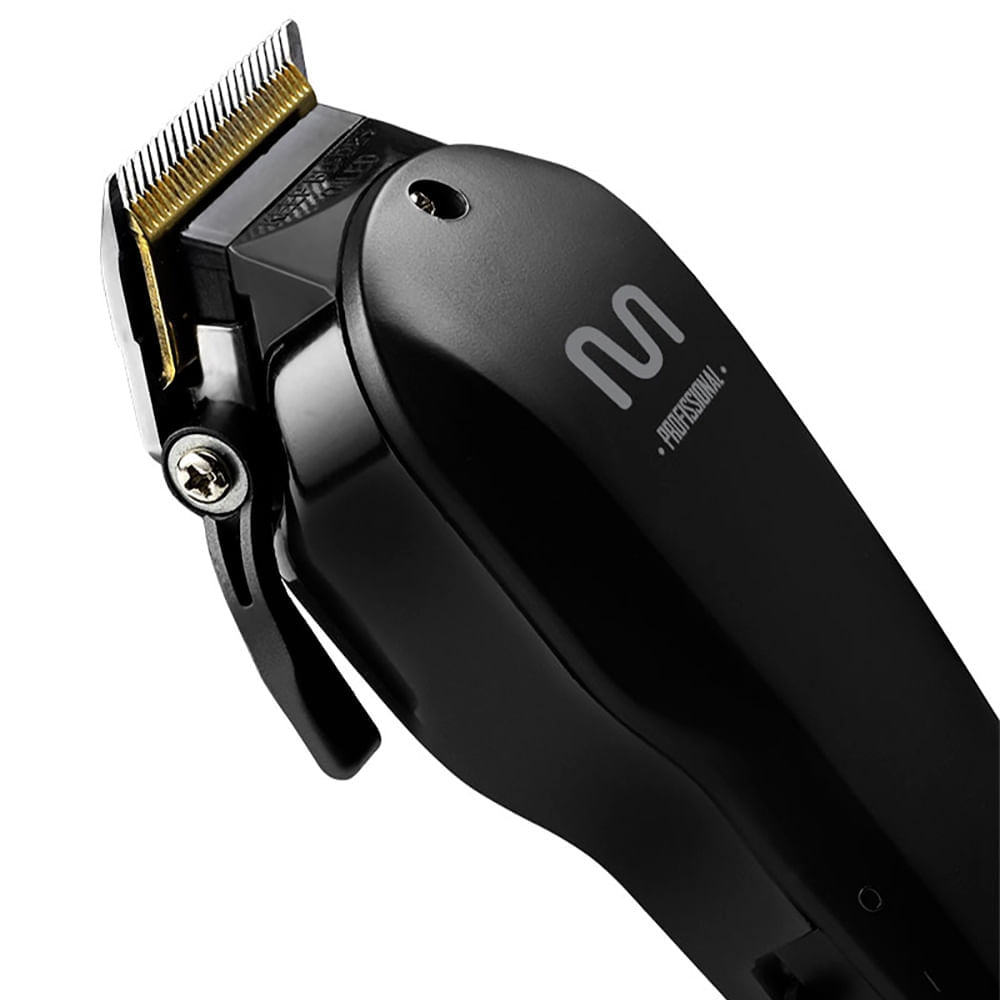 Cortador de Cabelo Profissional com Lâmina Titanium e Acessórios 220v Multi EB037