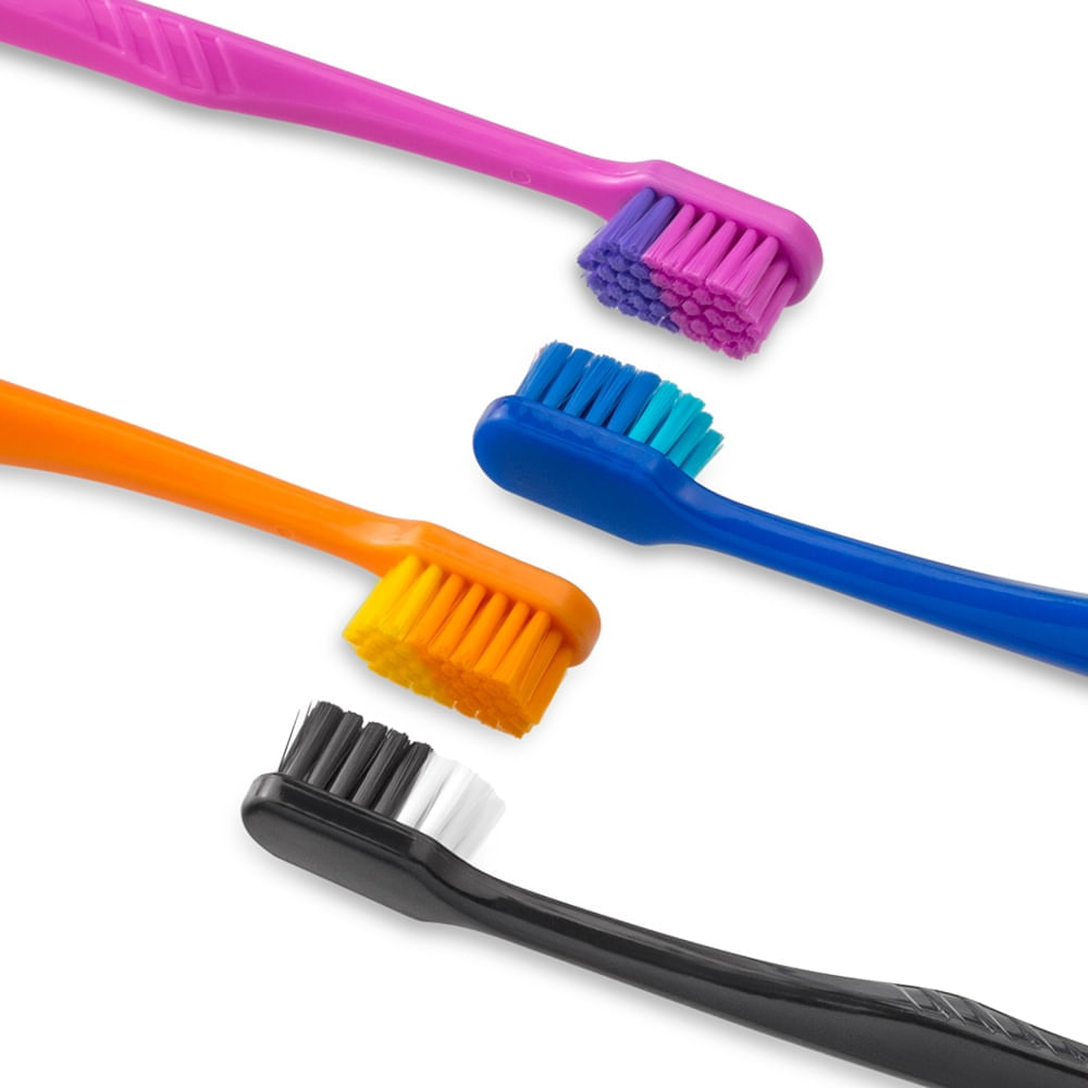 Escova de Dente Ultra Clear Up com 2 Unidades (Cores Sortidas) Multi Saúde HC594