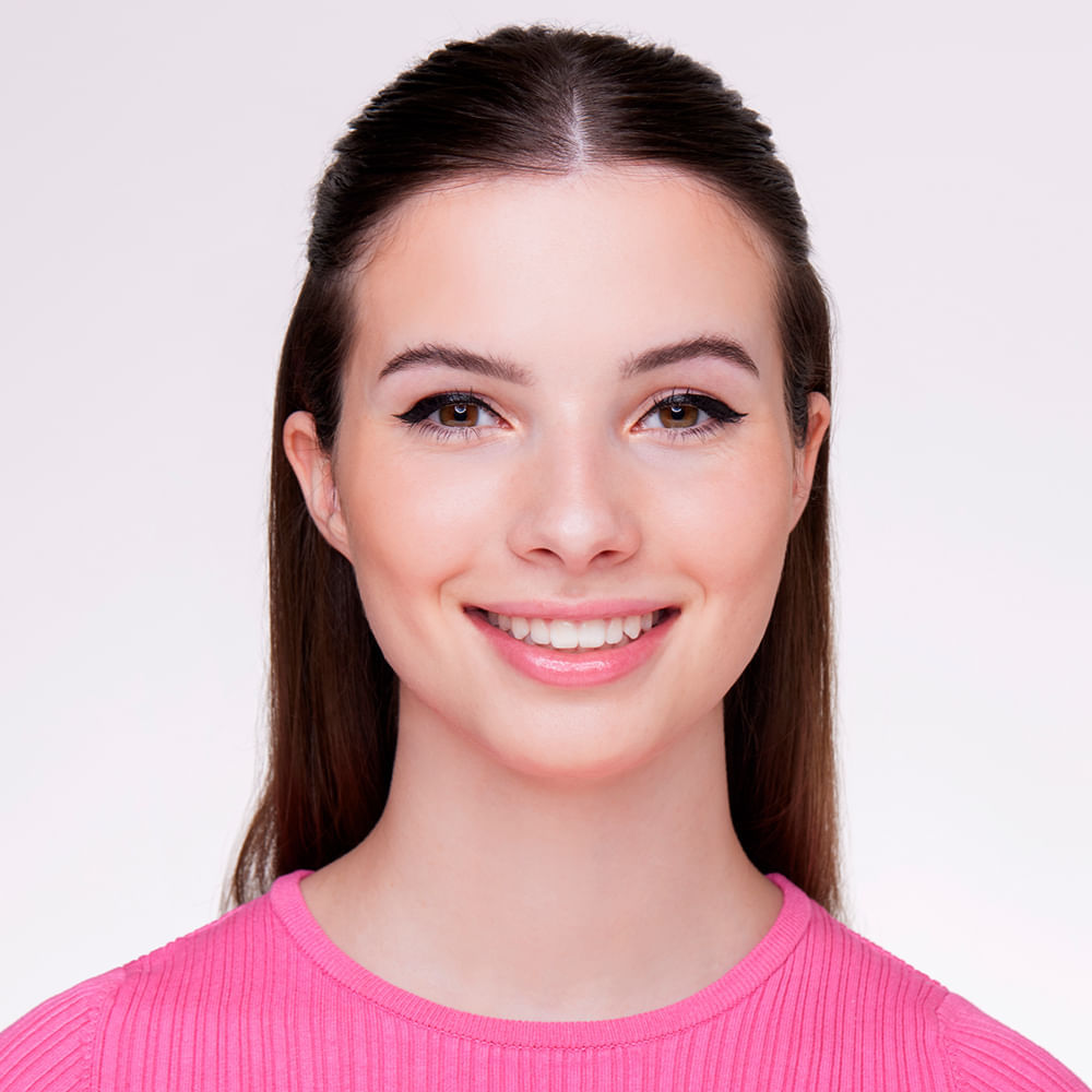 Delineador Líquido Matte À Prova D'Água Essence Eyeliner Preto 1 ml