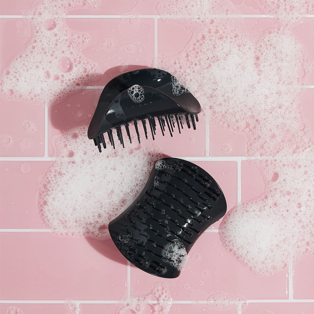 Escova para Esfoliar Tangle Teezer Scalp Exfoliator Preta