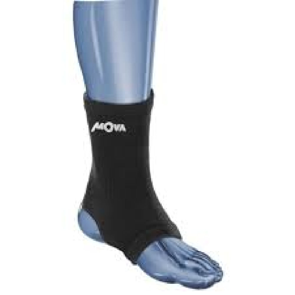 Joelheira Elástica Mova Preta Tamanho P 21,5cm À 25,5cm