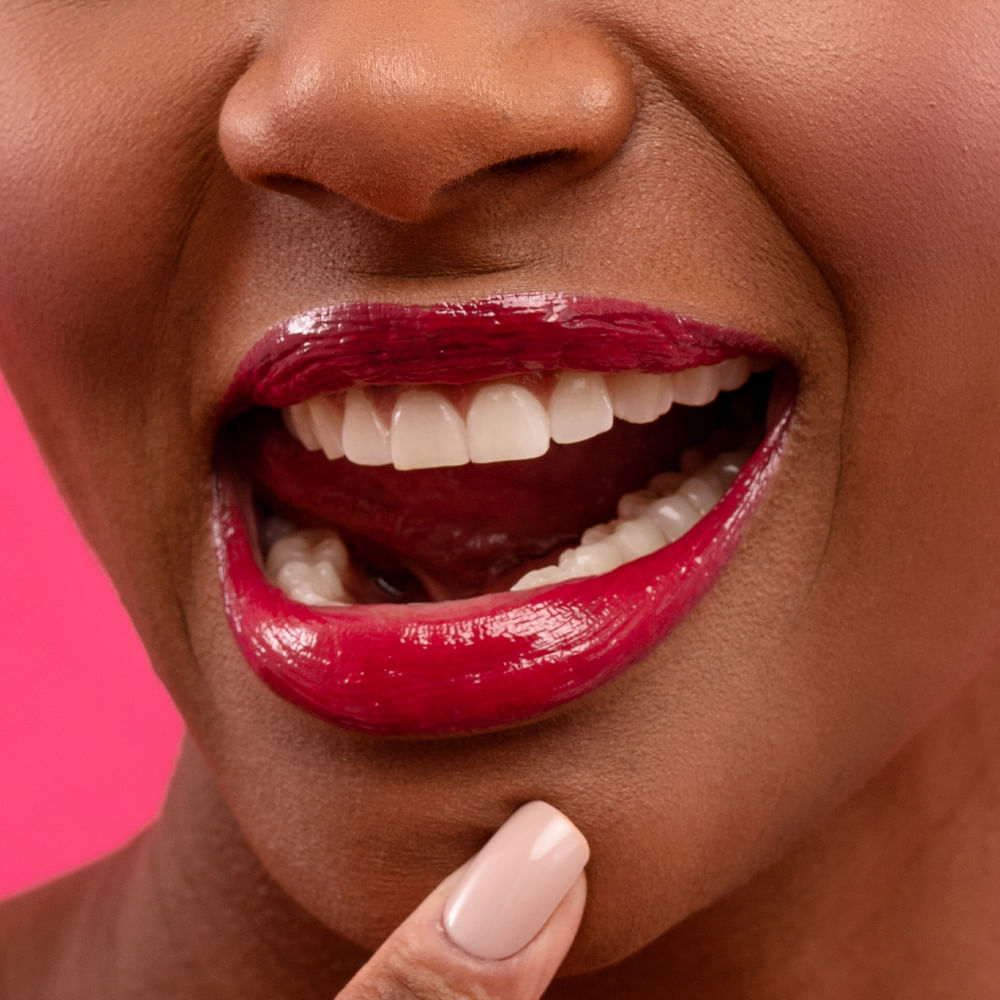 Butter Bomb Gloss Ruby Kisses Cor Cold Blooded Cold Blooded