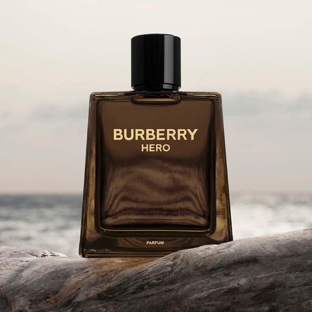 Burberry Hero Parfum Refil Perfume Masculino EDP 200ml