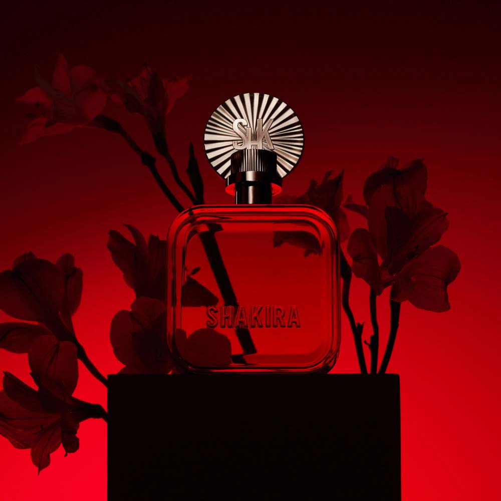 Rojo Shakira Kit  Perfume Feminino  EDP + Desodorante Spray 24h Kit