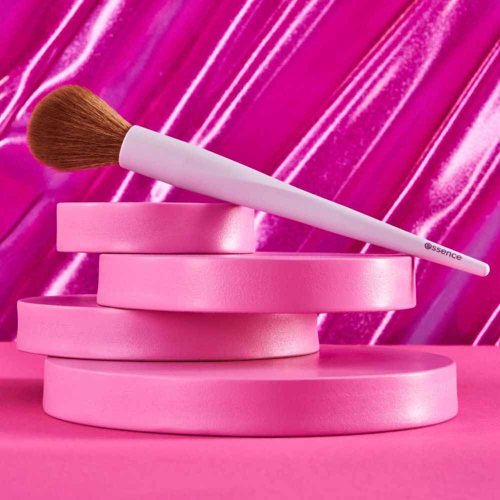 Pincel para Blush e Iluminador Essence It's Glow Time