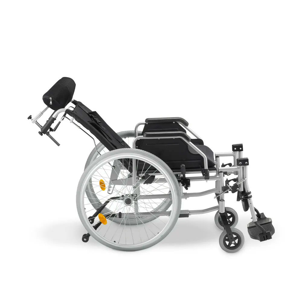 Cadeira de Rodas D700 Reclinável AVD em Alumínio Dobrável até 130 Kg Dellamed