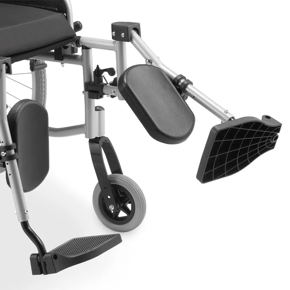 Cadeira de Rodas D700 Reclinável AVD em Alumínio Dobrável até 130 Kg Dellamed