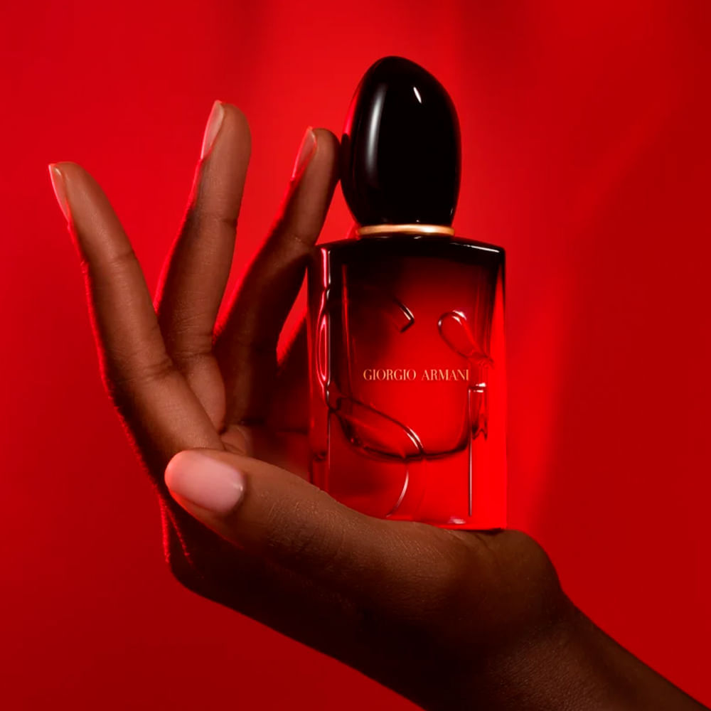 Perfume Feminino Giorgio Armani Sí Passione Eau de Parfum Intense Refilável 100ml