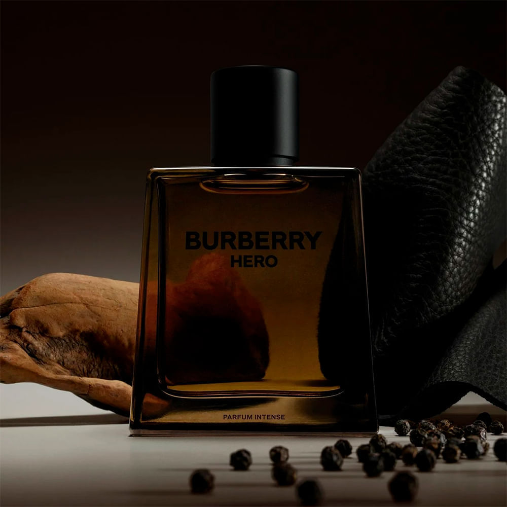 Burberry Hero Parfum Intense Perfume Masculino 100ML