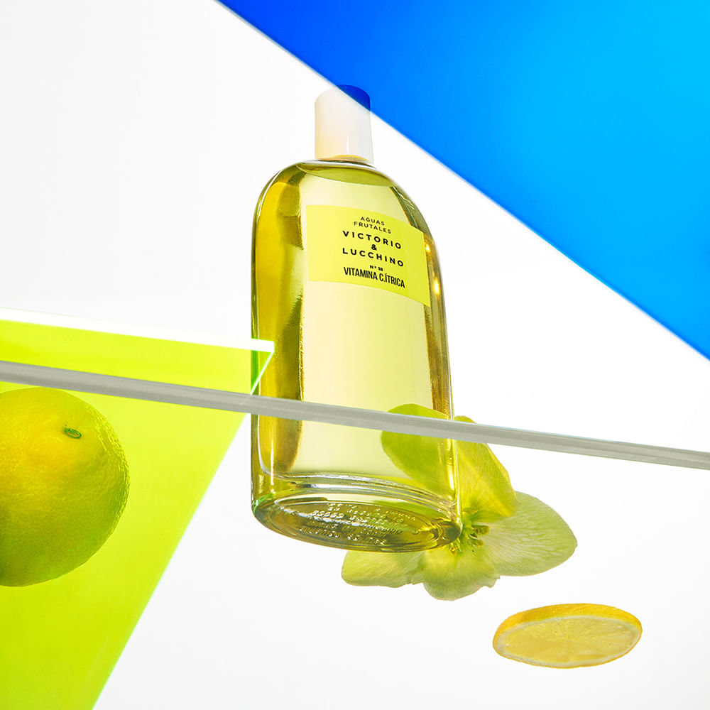 Perfume Feminino Victorio E Lucchino Águas Frutales Nº18 Vitamina Cítrica Eau de Toilette 150ml
