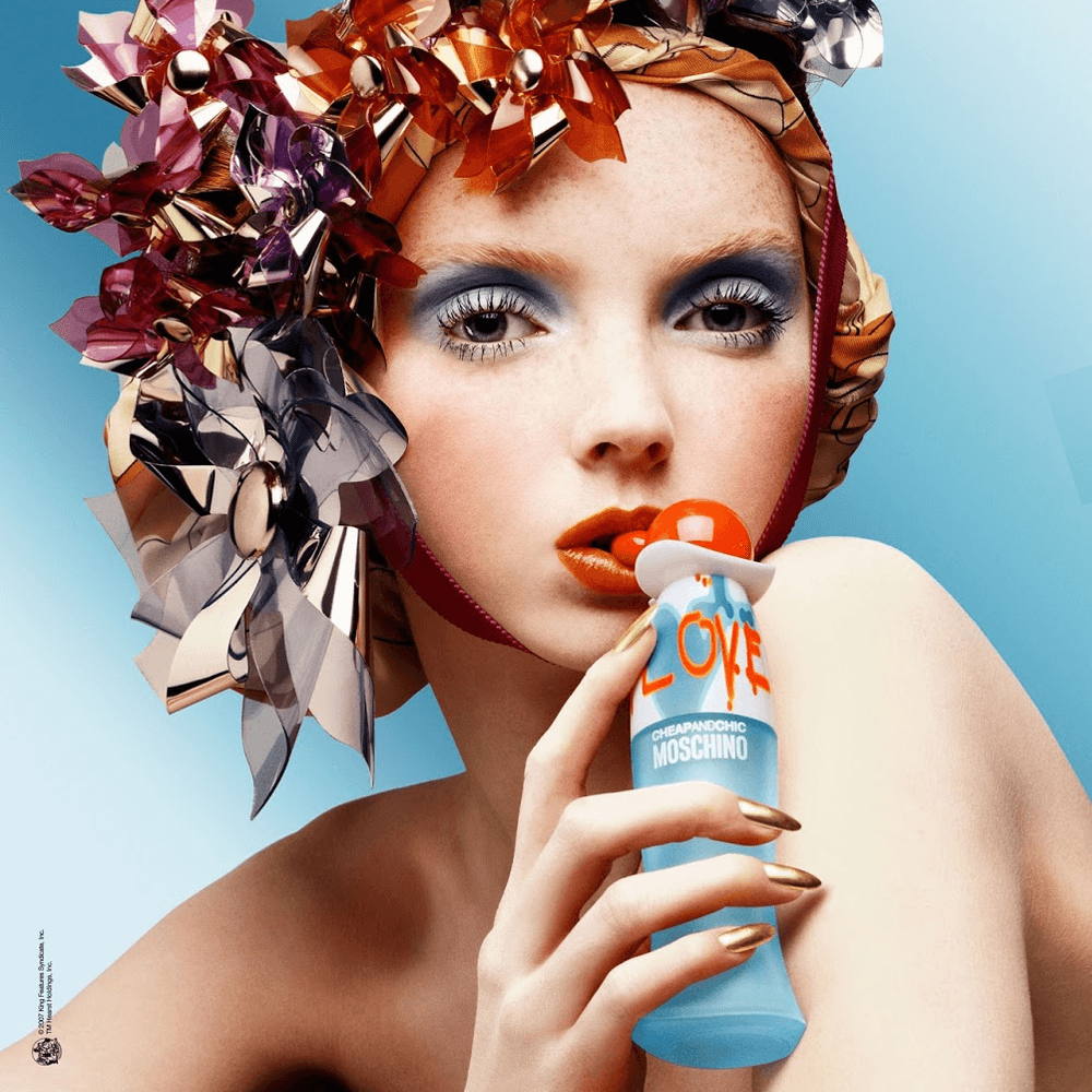 Perfume Feminino  Moschino Cheap & Chic I Love Love Eau de Toilette 30ml