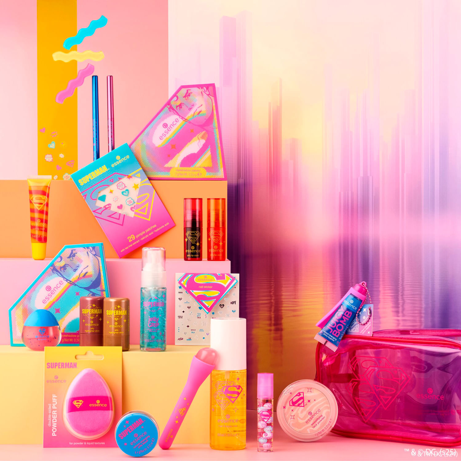 Paleta de Sombras Essence Super Homem 02 Join The League 7g