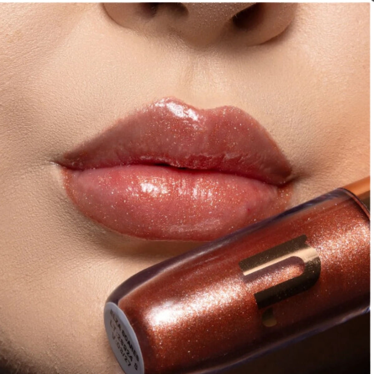 Gloss Labial Instant Glow Elza Soares Nina Makeup 4ml