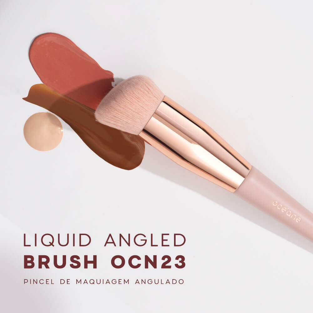 Pincel de Maquiagem Angulado Liquid Angled Brush Ocn23