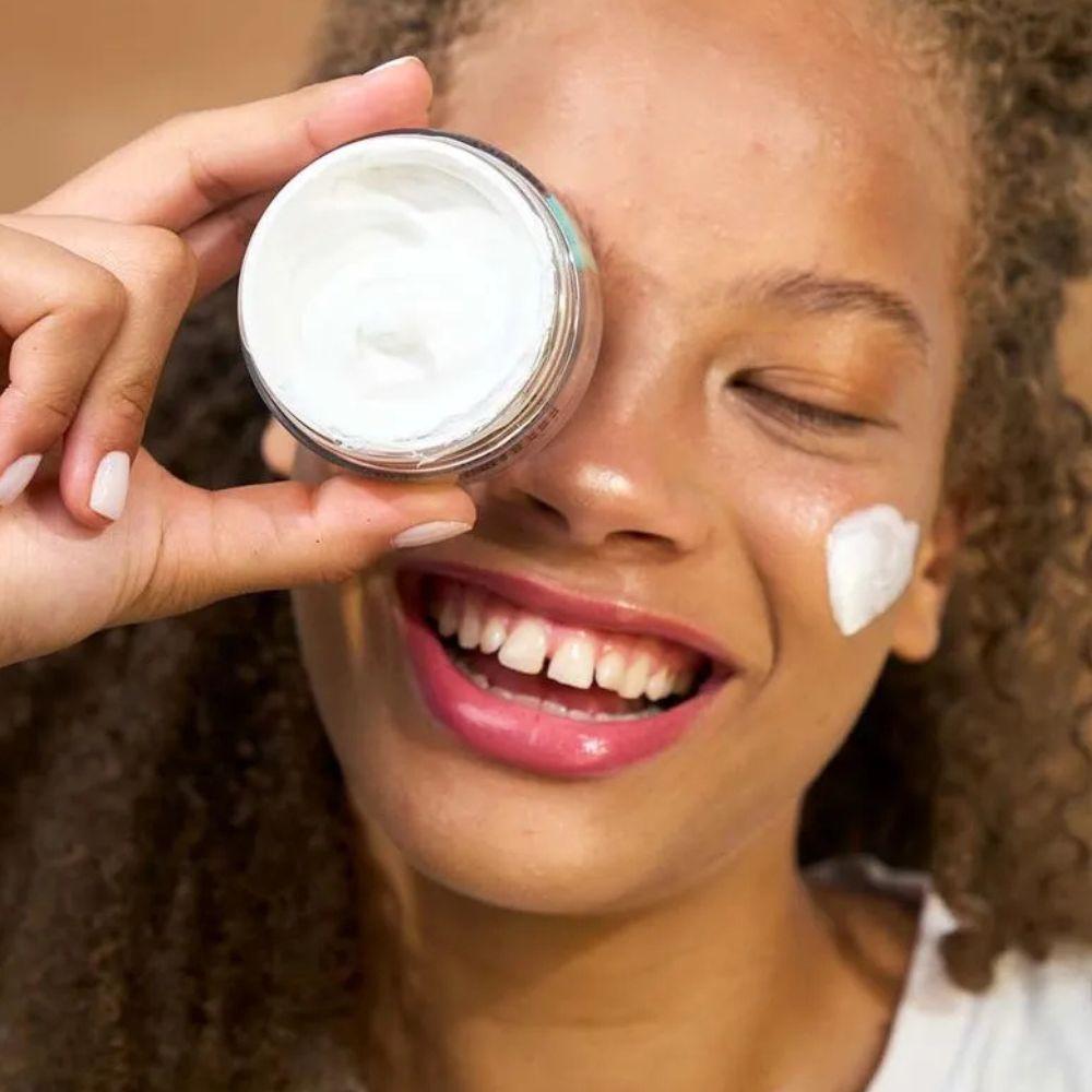 Creme Hidratante Facial de Aveia Clássico Davene 50g