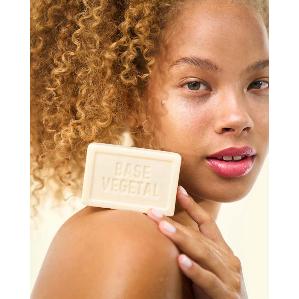 Sabonete Vegetal em Barra Hidratante Ingredientes Capim Limão Davene 150g