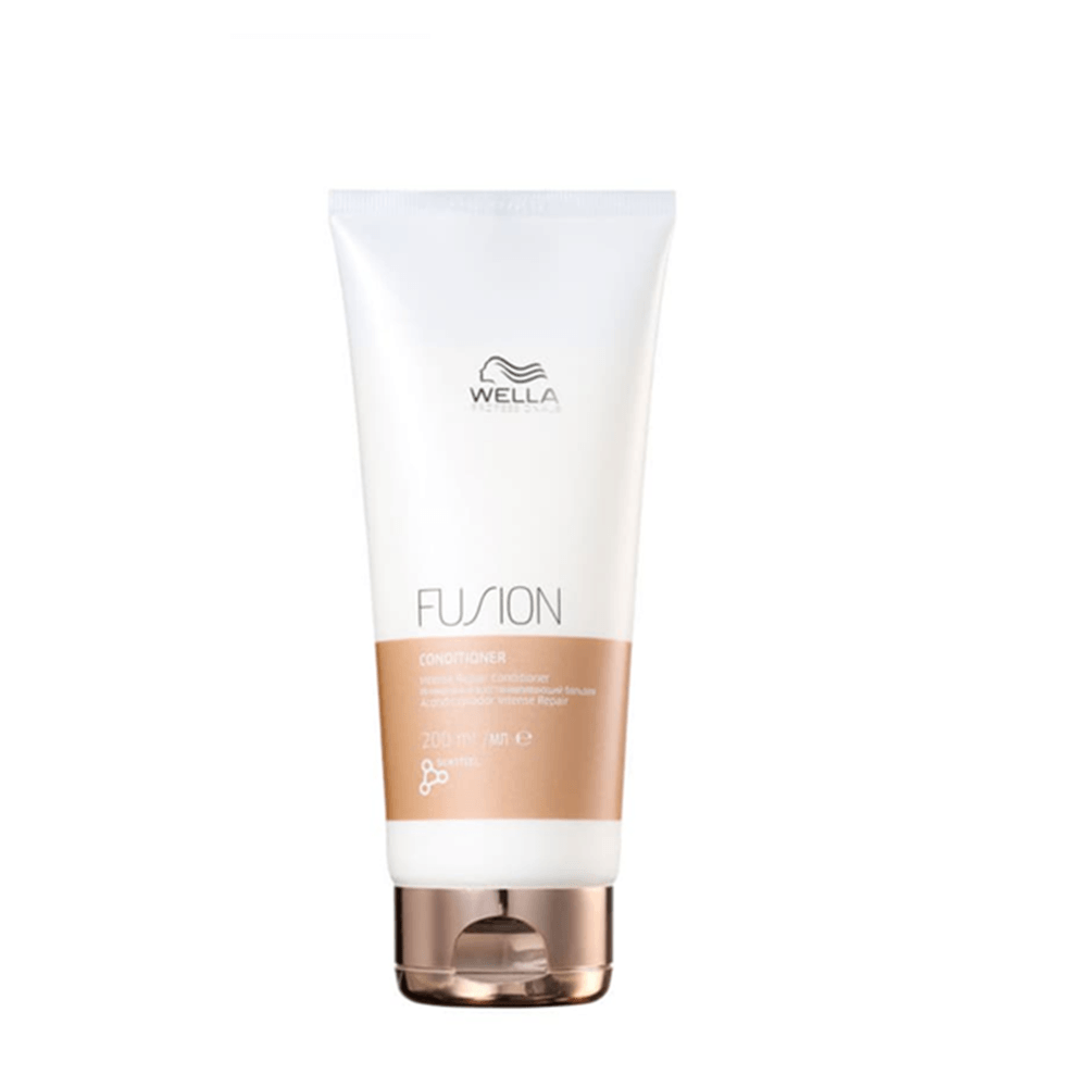 Kit Fusion Wella Professionals Shampoo 250ml +  Condicionador 200ml + Máscara Reconstrutora 150ml