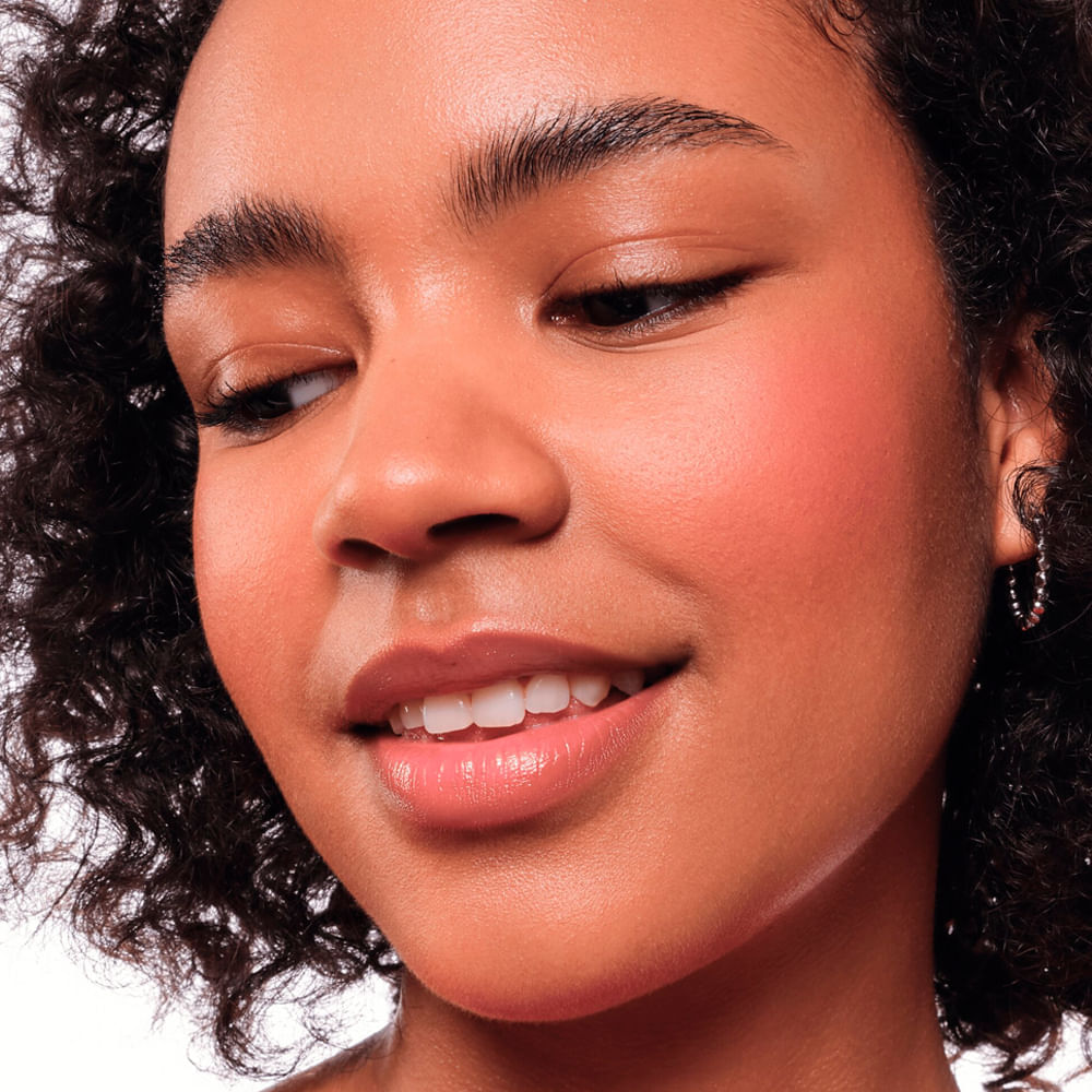 Blush Bouncy 30 Essence 5g Tom Exotic Daisy