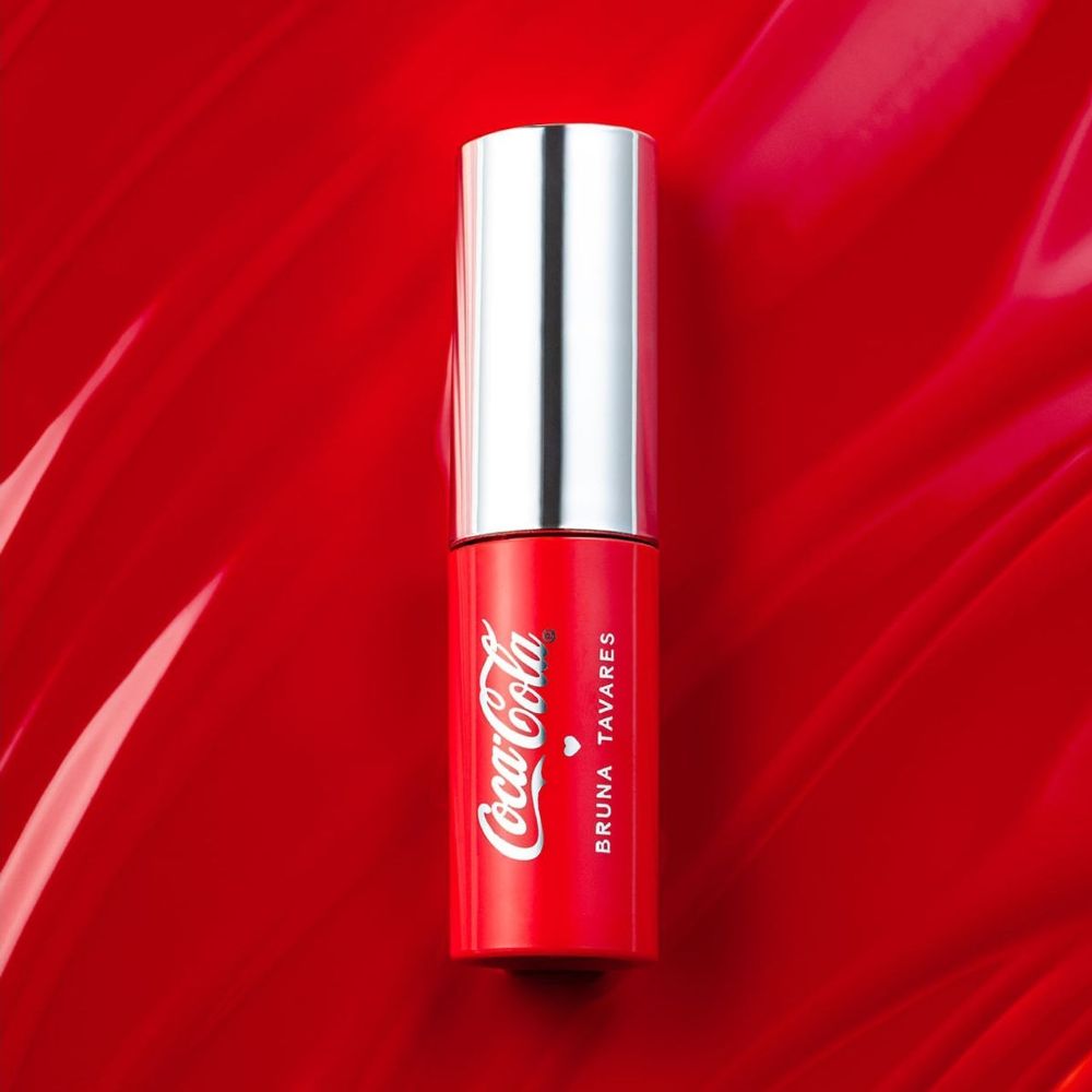 Oil Tint Labial Bt Coca-Cola Bruna Tavares Cor Iconic