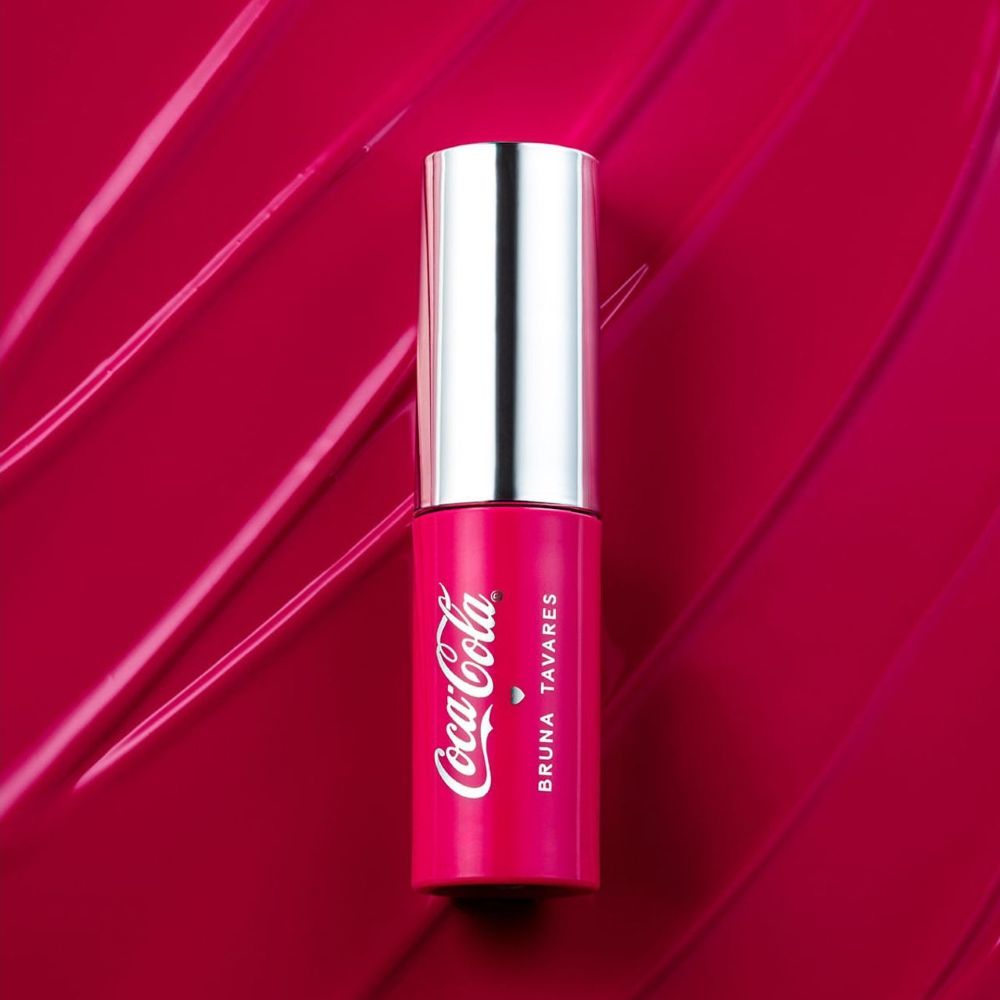 Oil Tint Labial Bt Coca-Cola Bruna Tavares Cor Bold