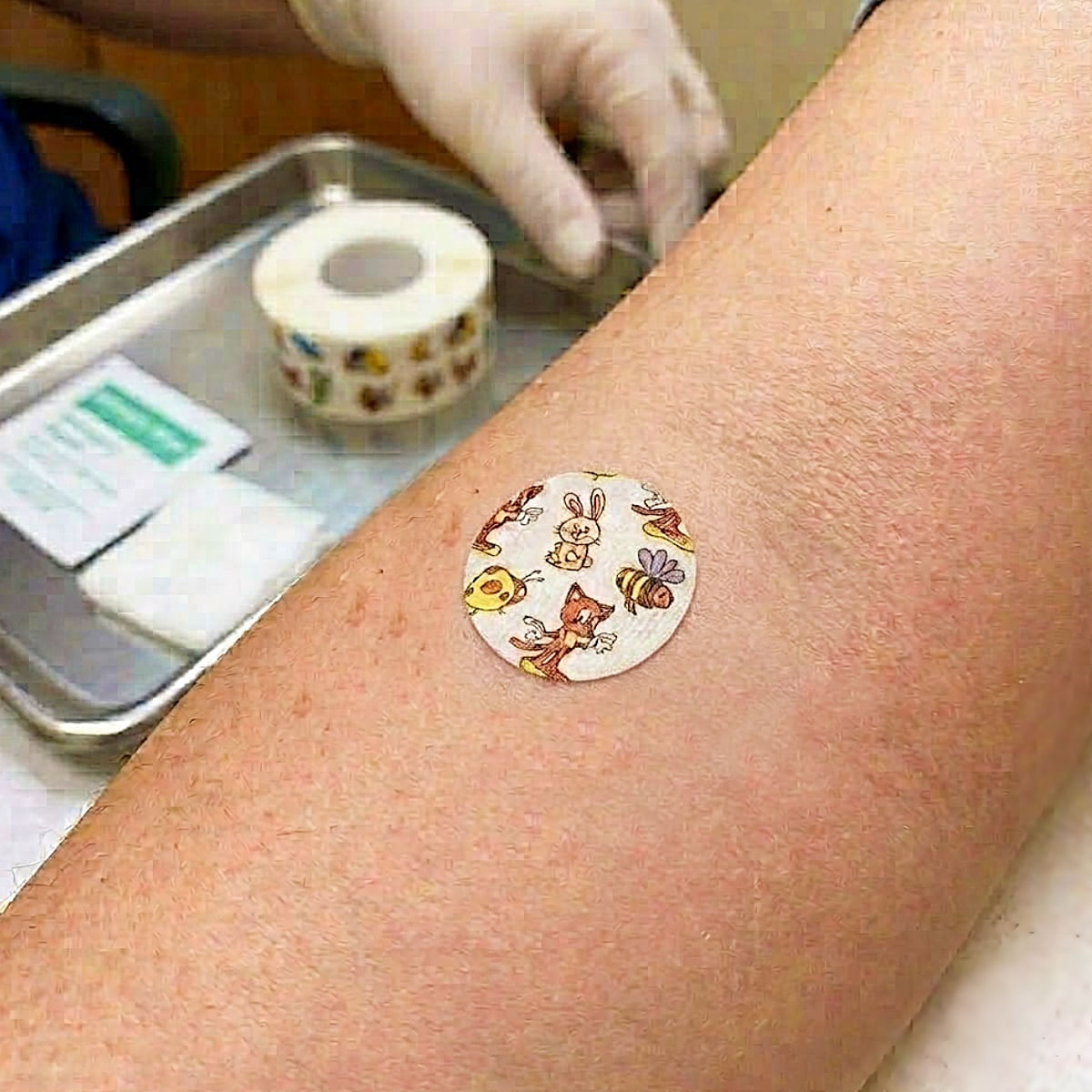 Curativo Adesivo Pós-punção Kids Redondo Medix 500 Unidades