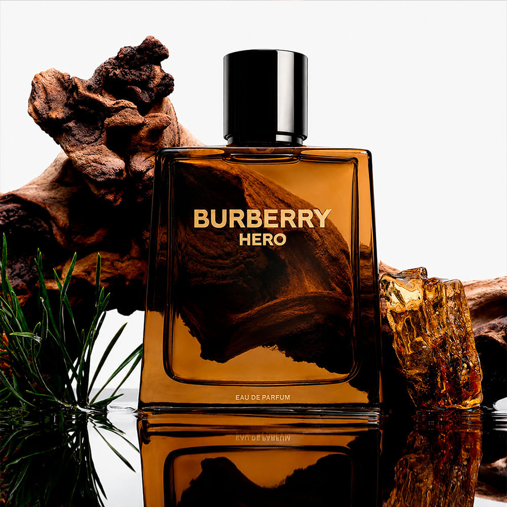 Perfume Masculino Burberry Hero Eau de Parfum Refil 200ml
