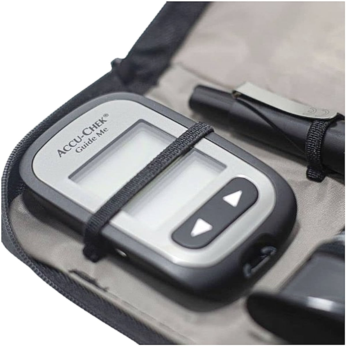 Kit Medidor de Glicemia Accu-Chek Guide Me Com 10 Tiras
