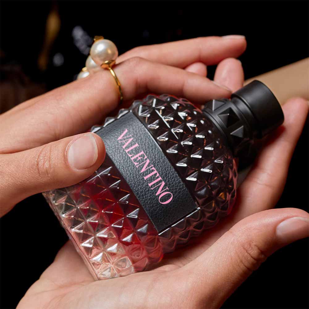 Perfume Masculino Uomo Born In Roma Intense Valentino Eau de Parfum 50ml